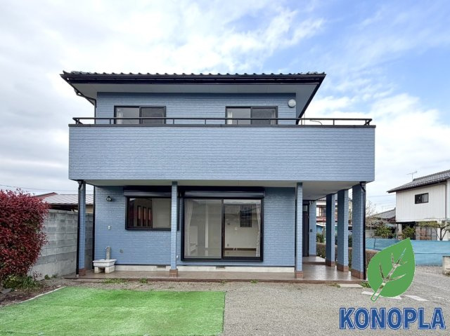 【中古戸建】富岡市宮崎の外観|■外観｜土日のご見学はもちろん、平日・夜間のご案内も大歓迎です♪「今から見たい」や「仕事終わりに見たい」にもご対応できますのでお気軽にお問い合わせください♪