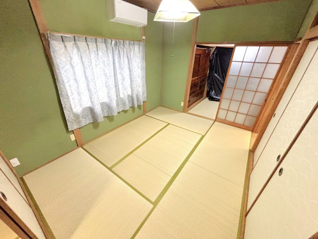 武田邸の内装