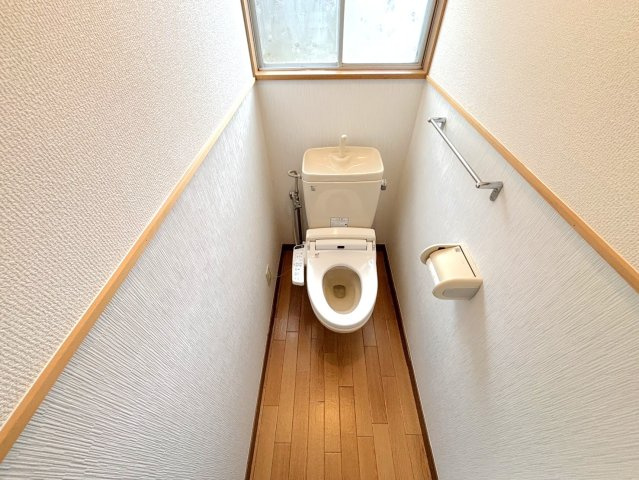 武田邸のトイレ