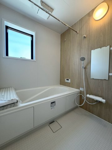  For.M Iーフォルムー小倉北区熊本3丁目2期　【小倉北区　新築戸建て】の浴室|半身浴もできるゆったりとしたシステムバス♪　【小倉北区　新築戸建て】
