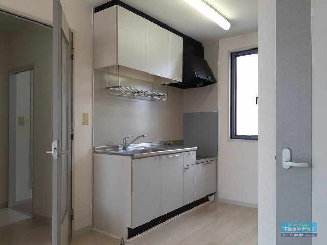 栄町一番館のキッチン|※過去の室内写真のため現況と異なる場合があります