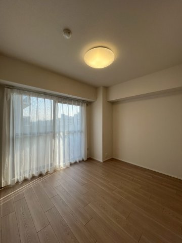 【洋室】 | ハイネスプリモール城東 | 洋室（約5.5帖）