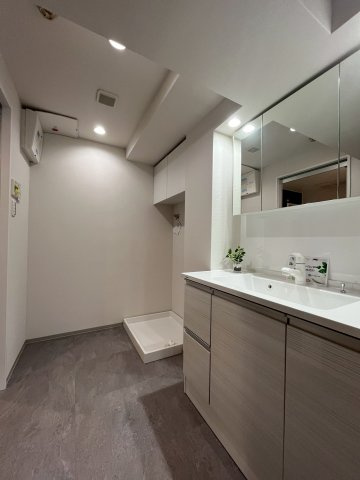 【独立洗面台】 | ハイネスプリモール城東