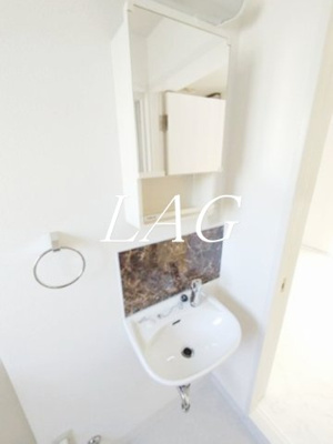 【洗面所】 | 山上ロイヤルマンション | 洗面台です。