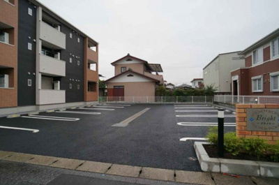 【駐車場】 | ブライト