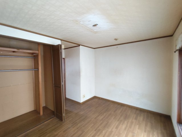南篠崎4丁目住宅付店舗戸建の居間・リビング