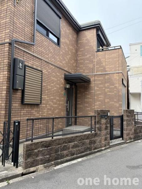 十三元今里1丁目中古戸建の外観|◆タイル張りのお洒落な外観です！
◆地震に強い・安心の軽量鉄骨構造！