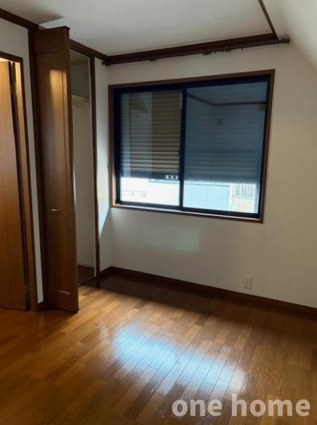 十三元今里1丁目中古戸建の洋室|◆地震に強い・安心の軽量鉄骨構造です！