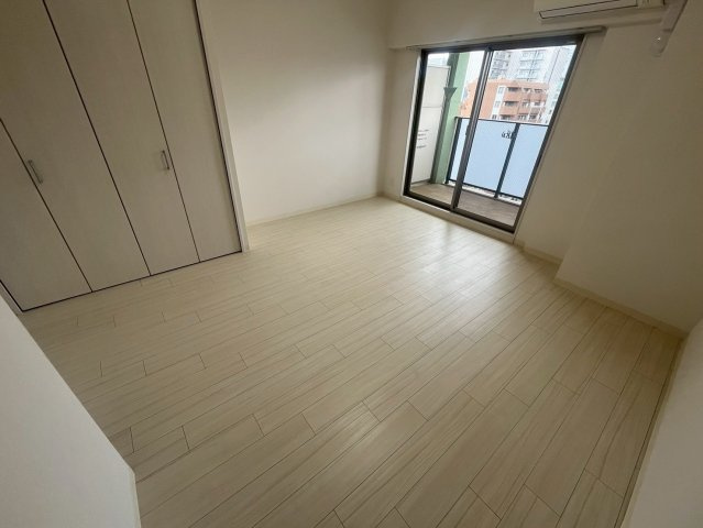 メインステージ心斎橋EASTの洋室