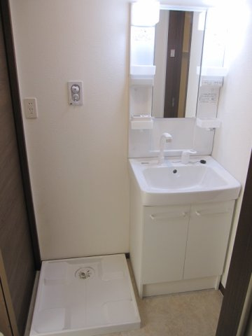 レガーロ新小岩の洗面所