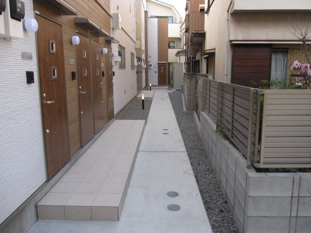 レガーロ新小岩のエントランス