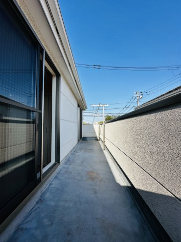 伊勢原市白根　中古戸建のバルコニー