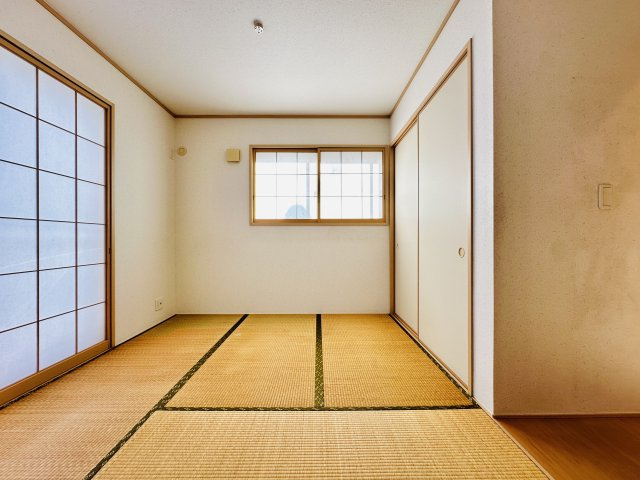 伊勢原市白根　中古戸建の和室