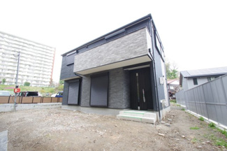 【外観】 | 【仲介手数料無料！！】川崎市麻生区王禅寺東4丁目　新築戸建て（全3棟）B号棟　5480万円 | B号棟　令和8年4月4日撮影