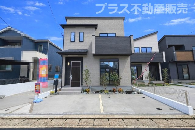 【外観】 | 春日市須玖北5丁目　B号棟（全7棟）【仲介手数料無料・0円】 | 完成しました。物件内部もご見学頂けます。プラス不動産販売にお任せ下さい。