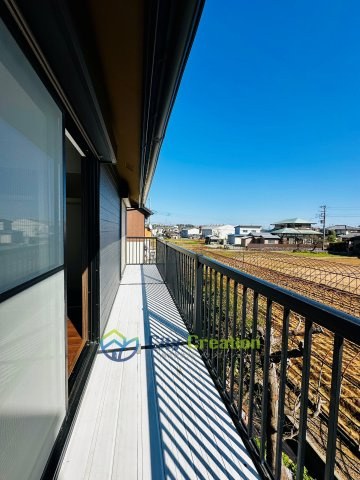 海老名市中新田5丁目　中古戸建　68.35坪のバルコニー