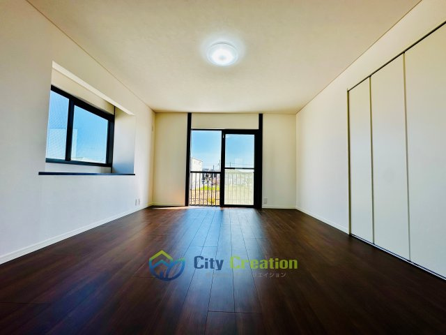 海老名市中新田5丁目　中古戸建　68.35坪の洋室