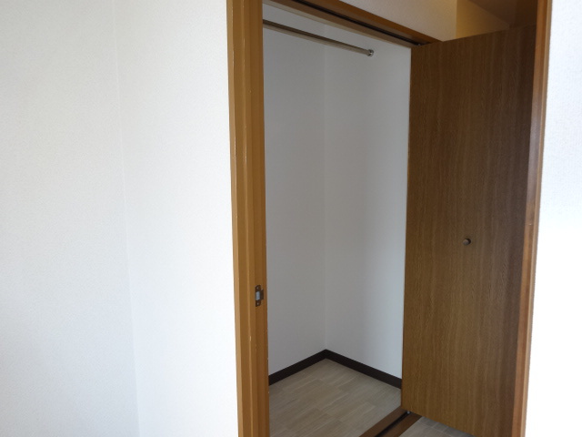 クロード・サンⅠの収納