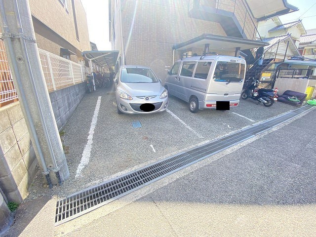 アグレアーブル塚口の駐車場|駐車場完備です