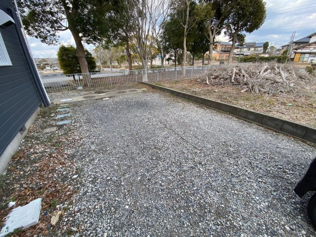【駐車場】