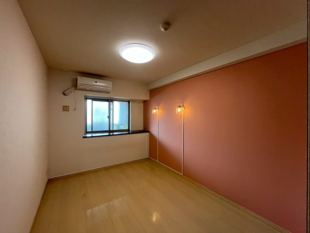 プレミスト北谷プロムナードクルーズ（中古マンション）の洋室