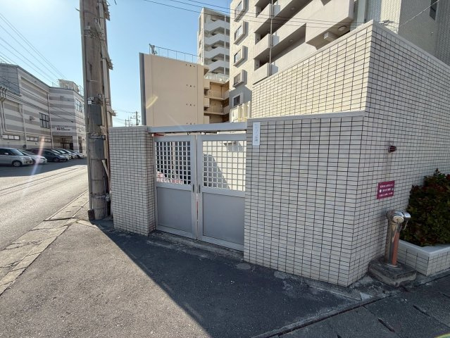 プレミスト北谷プロムナードクルーズ（中古マンション）の外観