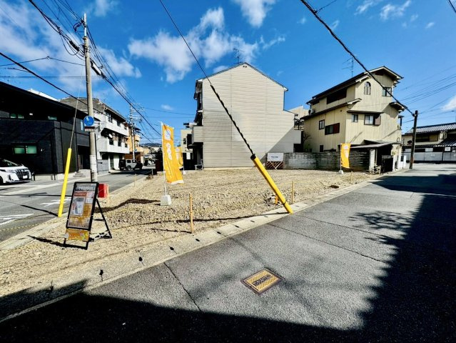 桂野里町４号地の前面道路含む現地写真