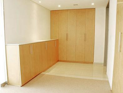 中央区築地１丁目の賃貸マンションの玄関