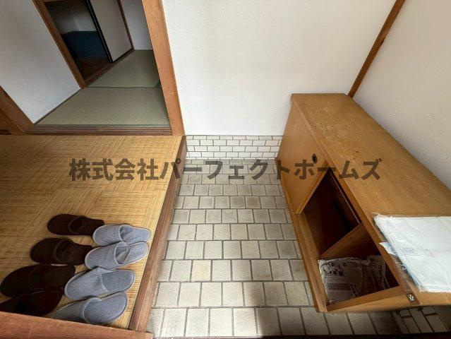 池之宮2丁目戸建　賃貸の玄関|きれいな玄関です