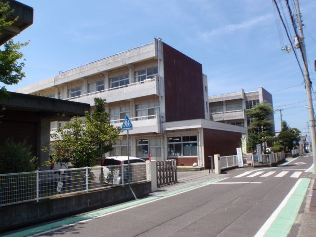 メゾン・サンパティークの周辺|丸亀市立垂水小学校まで800m