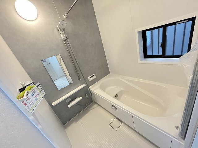【浴室】 | 春日市須玖北5丁目　F号棟（全7棟）【仲介手数料無料・0円】 | 現地写真。浴室です。