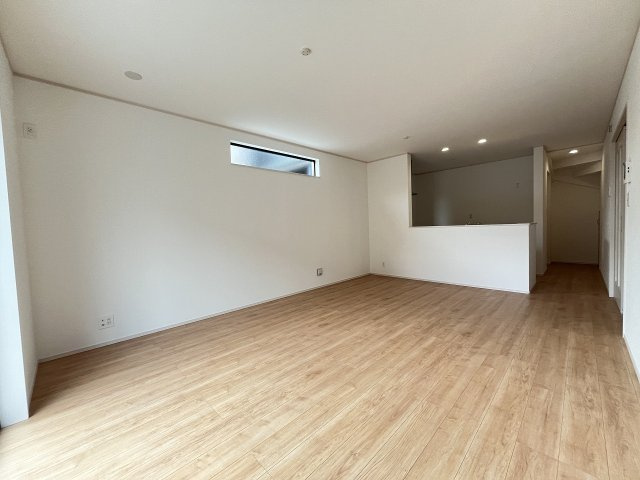 【居間・リビング】 | 春日市須玖北5丁目　F号棟（全7棟）【仲介手数料無料・0円】 | 現地写真。