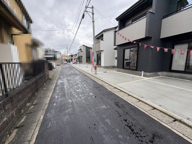 【その他】 | 春日市須玖北5丁目　F号棟（全7棟）【仲介手数料無料・0円】 | 現地写真。前面道路です。
