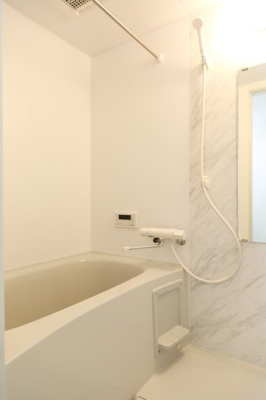 【浴室】 | グランドライフ戸畑 | 日々の疲れを癒すお風呂付です※写真は類似です