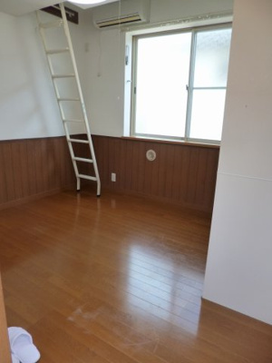 【居間・リビング】 | ライフピアルシーダ | ※同設備の別室写真を使用しております。