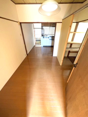 【居間・リビング】 | キャトルイケダⅡ | ※原状回復工事前のお写真です