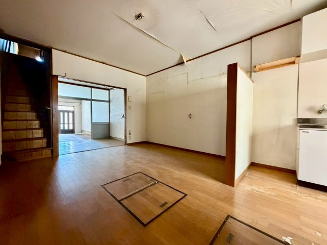 寝屋川市石津南町　店舗付き住宅のキッチン