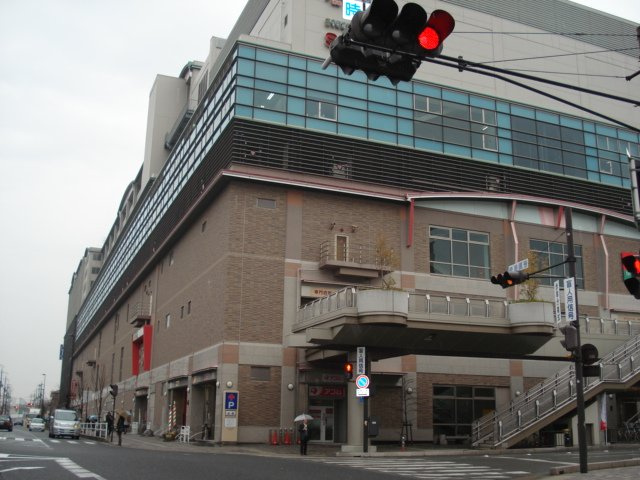 雅の周辺|西友王寺店まで1,398ｍ
