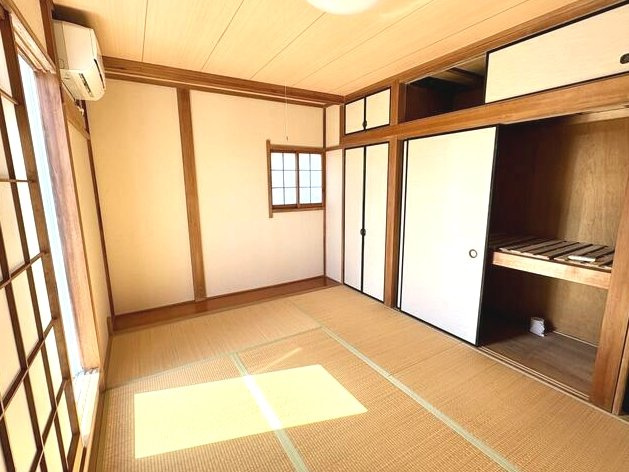 東金市大沼田　中古戸建の和室|4LDK 閑静な分譲地 駐車2台 約10年間別荘利用で内装比較的きれい  駐車2台可能