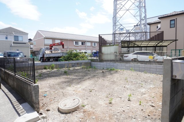 越谷市大字大里 新築分譲住宅の外観