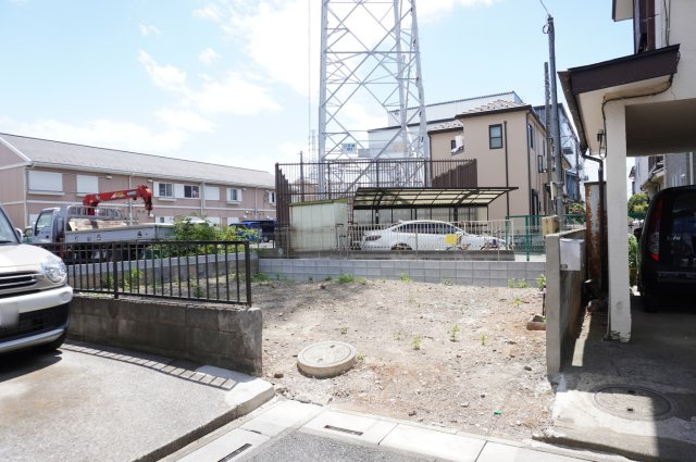 越谷市大字大里 新築分譲住宅の外観