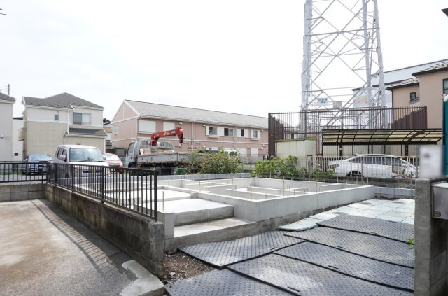 越谷市大字大里 新築分譲住宅の外観
