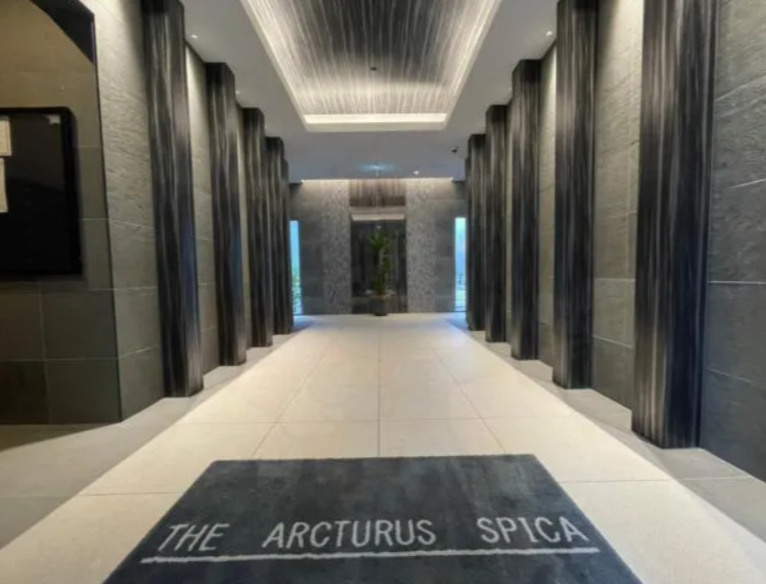ＴＨＥ　ＡＲＣＴＵＲＵＳ　ＳＰＩＣＡのエントランス