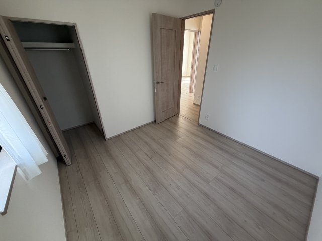 《仲介手数料無料》川越市砂新田５丁目30-8新築一戸建てハートフルタウンの洋室|2階　4.5帖