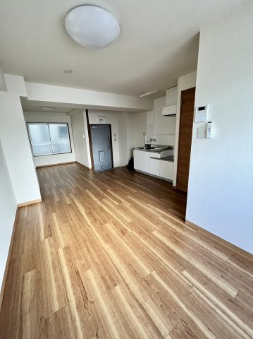 ニューハイムの居間・リビング