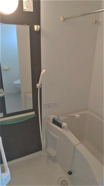 ピアコートＴＭ新宿西落合 の浴室