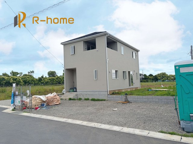 小美玉市羽鳥第12　新築戸建て　2号棟の外観|ご予約を頂ければ、『平日』はもちろん『早朝』や『夜間』もご見学可能です♪お気軽にお申し付けください♪