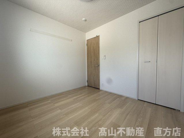 直方市大字直方のアパートの寝室