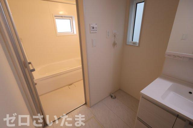 《仲介手数料無料》川越市仙波町４丁目25-51新築一戸建てブルーミングガーデンのランドリースペース