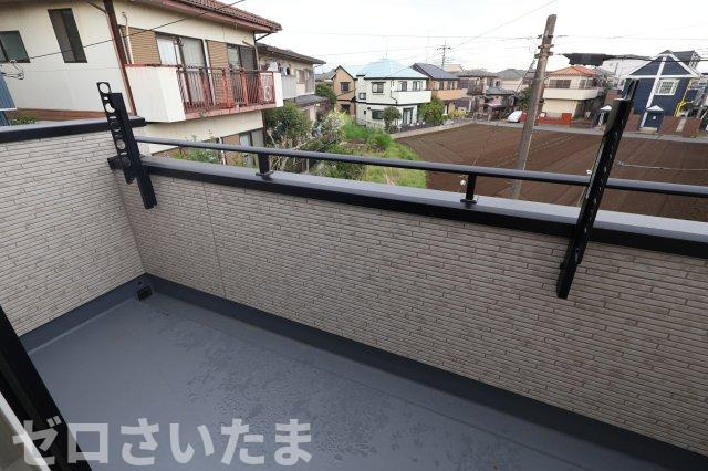 《仲介手数料無料》川越市仙波町４丁目25-51新築一戸建てブルーミングガーデンのバルコニー